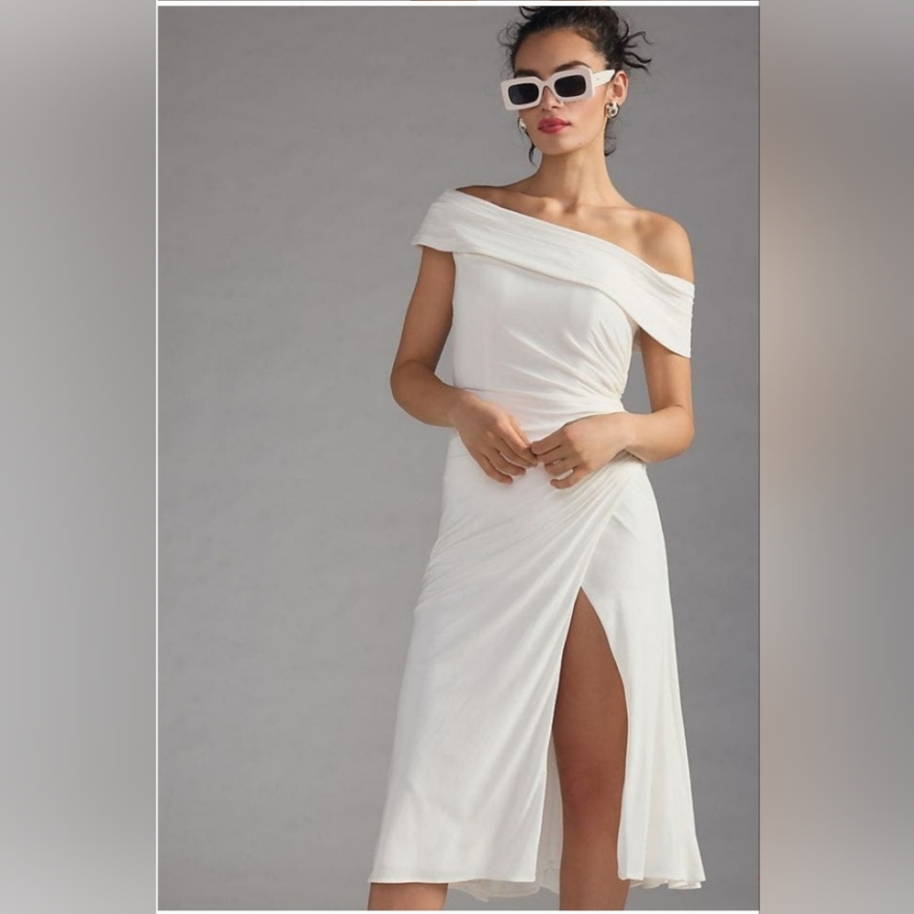Mac Duggal Women's White Off-the-Shoulder Front-Slit Dress Size 4